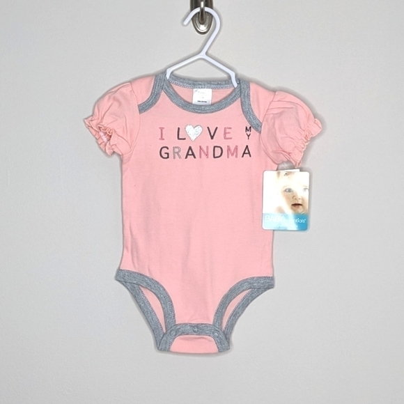 NWT Baby Essentials I Love My Grandma Onesie Bodysuit 12m - Picture 1 of 4